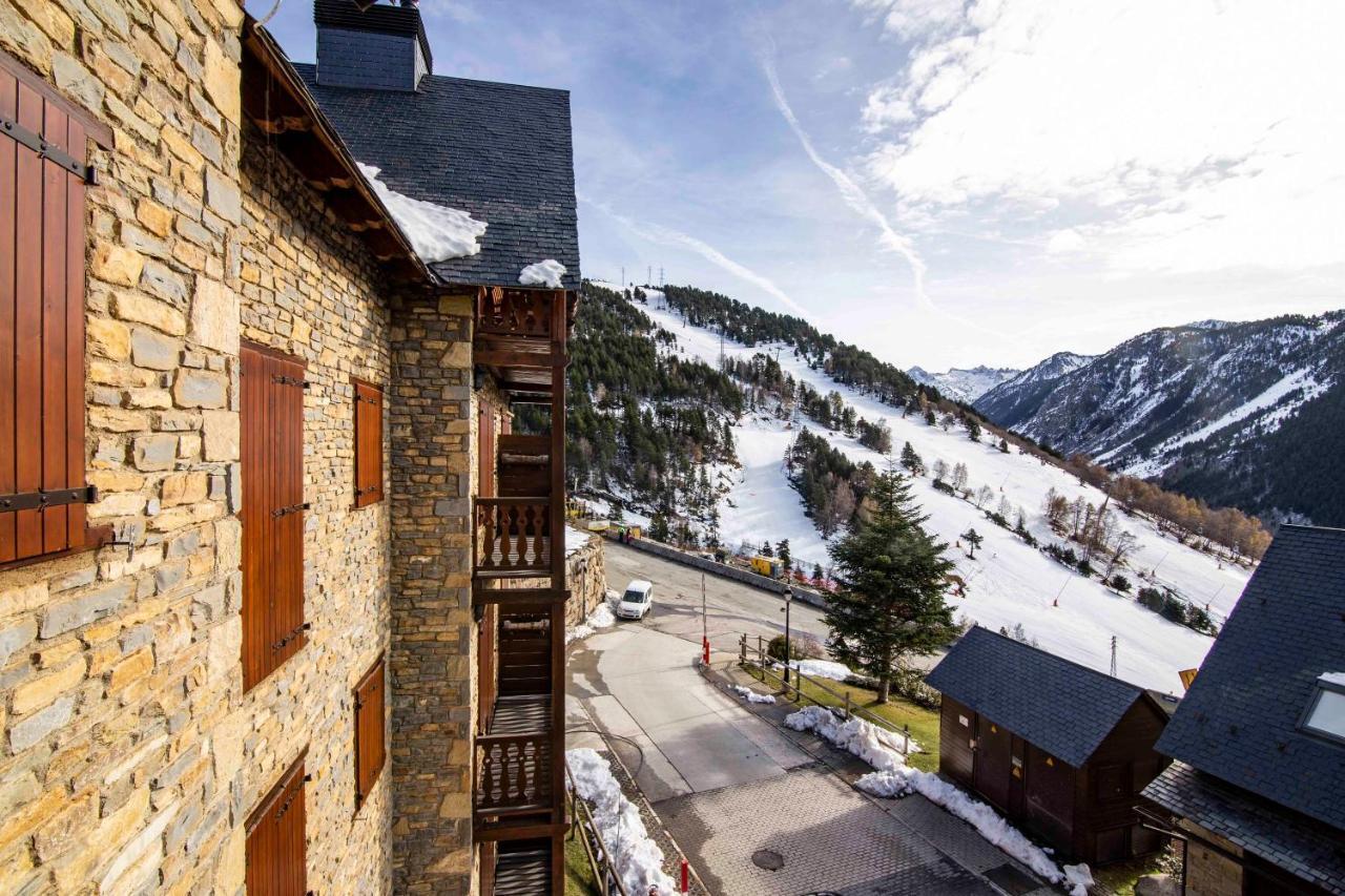 Appartamento Egua De Alma De Nieve Baqueira Beret Esterno foto